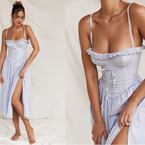 HOUSE OF CB 'Jaime' Soft Blue Broderie Anglais Midi SunDress NWOT - Picture 2 of 11